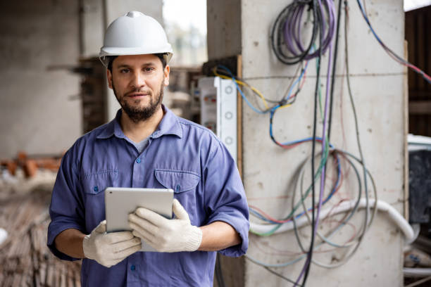 Best Local Electrician Companies  in Evanston, IL